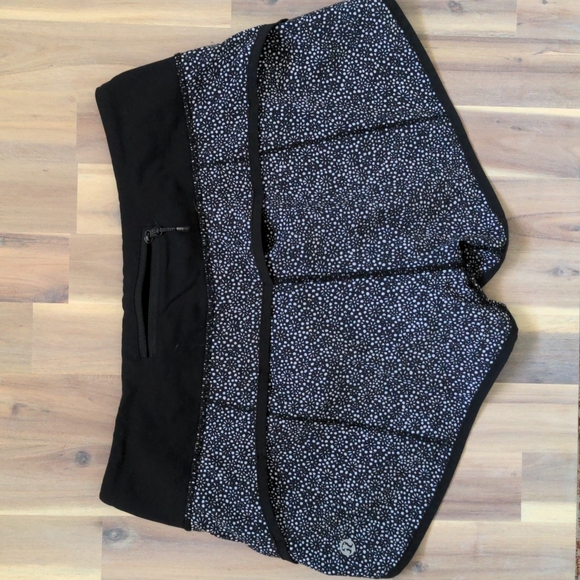 Lululemon Speed Up Shorts 2.5" - Picture 2 of 3